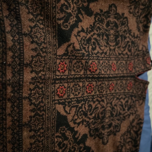 PERUVIAN CONNECTION BLACK, BROWN RUANA CAPE WITH RED ACCENTS AND EMBROIDERY - Picture 5 of 16